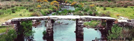 kopie---kopie---1280px-dartmoor_clapper_bridge_mod.jpg